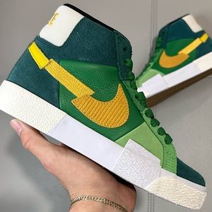 NWT NIKE SB BLAZER MID GREEN